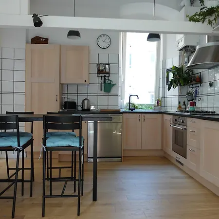 Apartamento Cavana Cosy With Garden Near The Sea