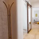 公寓 Cavana Cosy With Garden Near The Sea 的里雅斯特