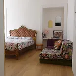 Cavana Cosy With Garden Near The Sea 公寓 *