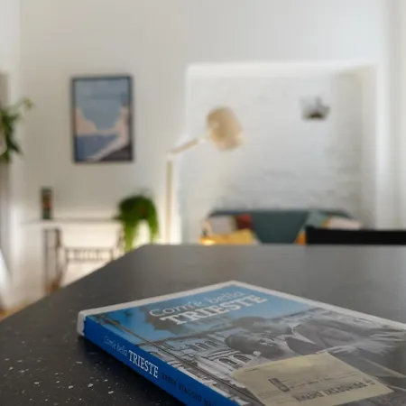 Cavana Cosy With Garden Near The Sea Lägenhet