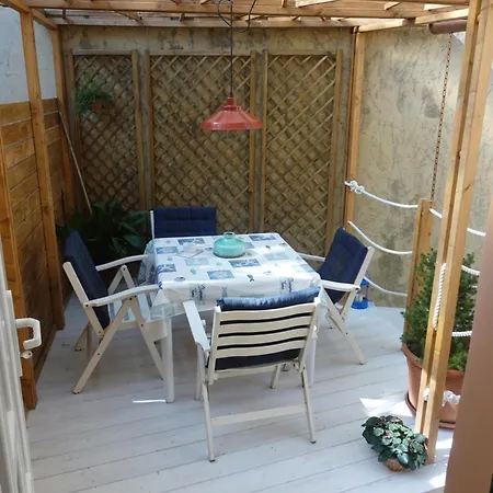 Cavana Cosy With Garden Near The Sea Τεργέστη