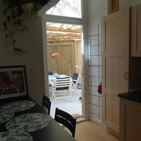 Διαμέρισμα Cavana Cosy With Garden Near The Sea *