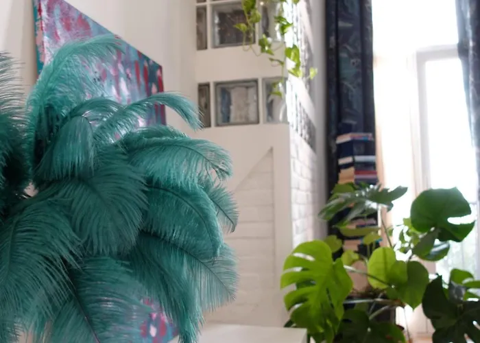 Lägenhet Cavana Cosy With Garden Near The Sea