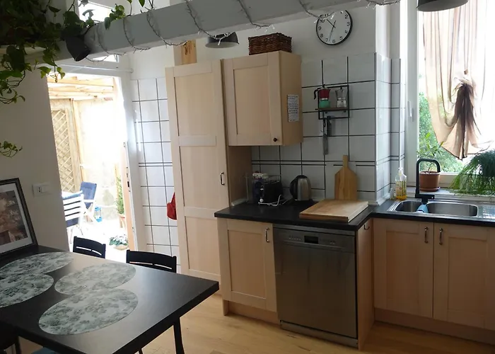 Cavana Cosy With Garden Near The Sea